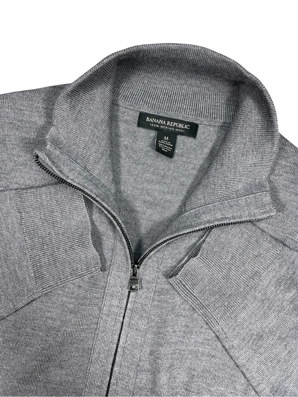 Banana Republic Sweater Mens medium gray 100% Merino Wool Full Zip Cardigan